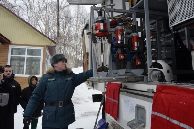 Профильная тематическая смена «Юный спасатель-пожарный 2024» завершилась на Камчатке.